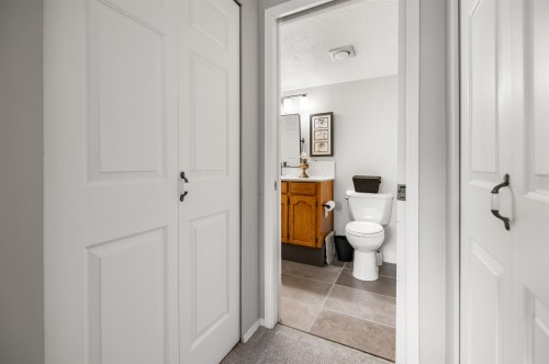 114-31850 Union Avenue, Abbotsford, BC - Indoor Photo Showing Bathroom