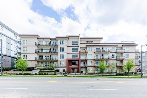 323-13768 108 Avenue, Surrey, BC - Outdoor With Facade