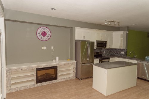 2-12775 63 Avenue, Surrey, BC - Indoor Photo Showing Kitchen With Stainless Steel Kitchen