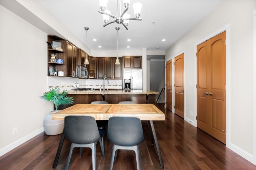 112-20738 84 Avenue, Langley, BC - Indoor Photo Showing Dining Room