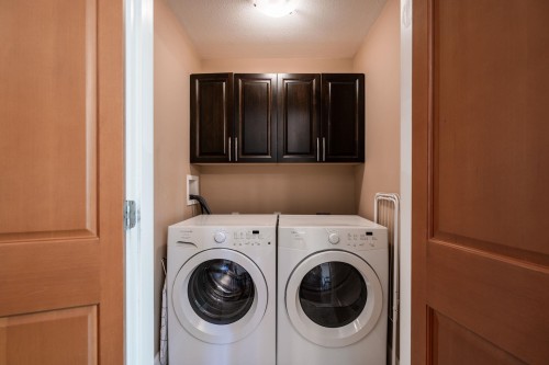 112-20738 84 Avenue, Langley, BC - Indoor Photo Showing Laundry Room