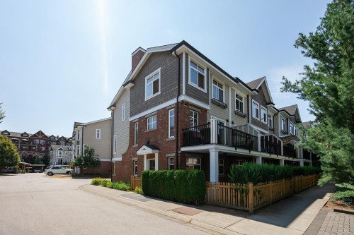112-20738 84 Avenue, Langley, BC - Outdoor With Facade