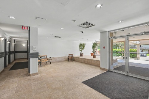 1701-14881 103A Avenue, Surrey, BC - Indoor Photo Showing Other Room