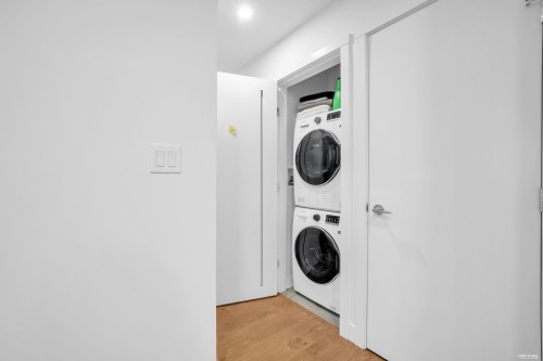 2402-13359 Old Yale Road, Surrey, BC - Indoor Photo Showing Laundry Room