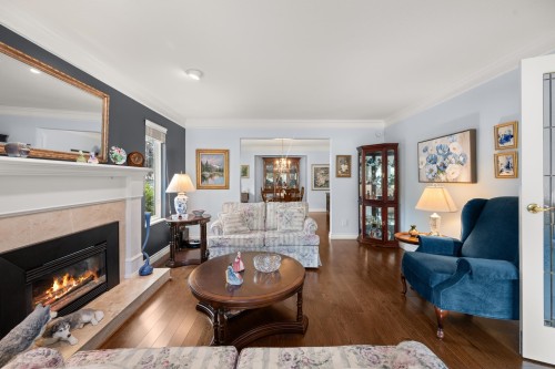 14972 81A Avenue, Surrey, BC - Indoor Photo Showing Living Room With Fireplace