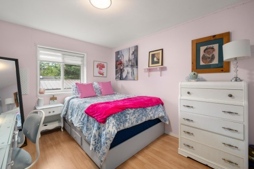 14972 81A Avenue, Surrey, BC - Indoor Photo Showing Bedroom
