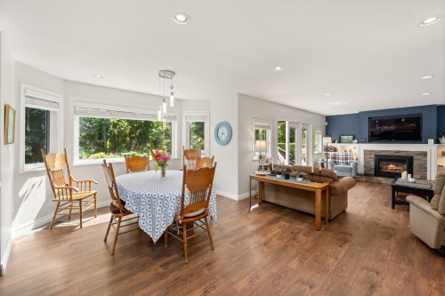 14972 81A Avenue, Surrey, BC - Indoor With Fireplace