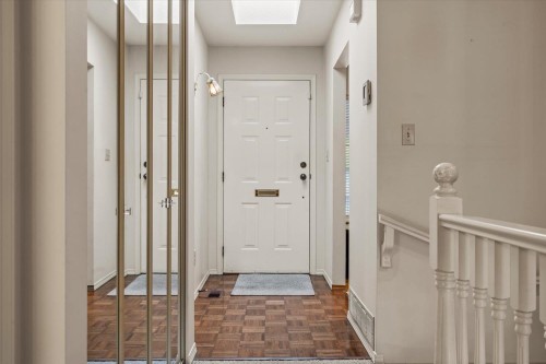 31-3351 Horn Street, Abbotsford, BC - Indoor Photo Showing Other Room