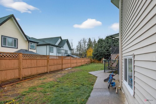 6418 137A Street, Surrey, BC - Outdoor
