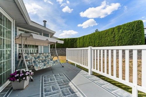 118-1450 Mccallum Road, Abbotsford, BC - Outdoor