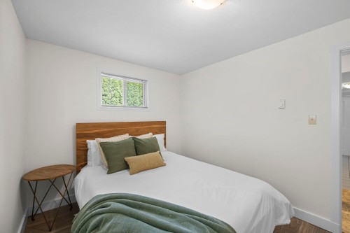 19847 38A Avenue, Langley, BC - Indoor Photo Showing Bedroom