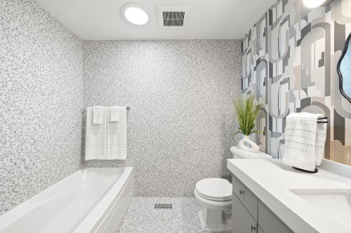 14380 Sunset Drive, White Rock, BC - Indoor Photo Showing Bathroom