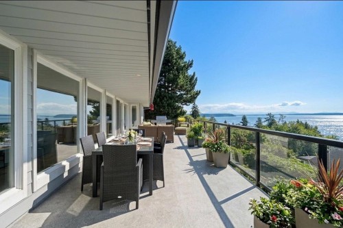 14380 Sunset Drive, White Rock, BC - Outdoor With Body Of Water With Exterior