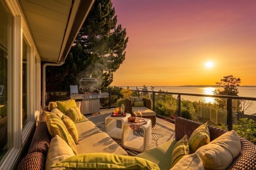 14380 Sunset Drive, White Rock, BC - Outdoor With Body Of Water