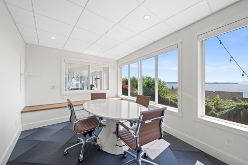 14380 Sunset Drive, White Rock, BC - Indoor Photo Showing Office