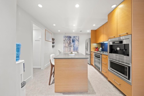 14380 Sunset Drive, White Rock, BC - Indoor Photo Showing Kitchen