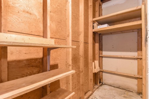 114-34909 Old Yale Road, Abbotsford, BC - Indoor Photo Showing Other Room