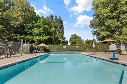 114-34909 Old Yale Road, Abbotsford, BC - Outdoor With In Ground Pool With Backyard