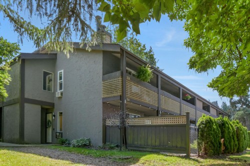114-34909 Old Yale Road, Abbotsford, BC - Outdoor