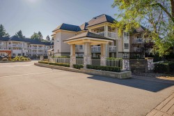 229-22020 49 Avenue Langley, BC V3A 3R9