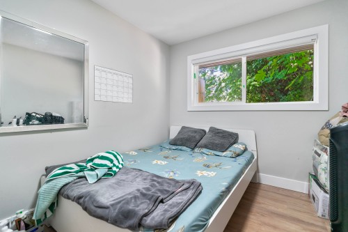 16235 28 Avenue, Surrey, BC - Indoor Photo Showing Bedroom