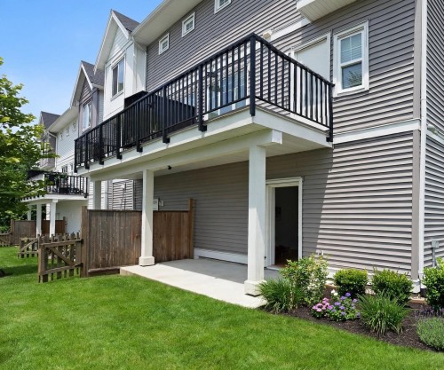4-8033 166B Street, Surrey, BC - Outdoor
