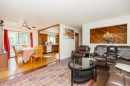 15097 95 Avenue, Surrey, BC  - Indoor Photo Showing Living Room 