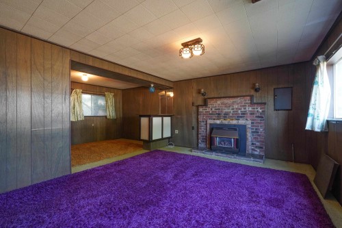 17844 57A Avenue, Surrey, BC - Indoor With Fireplace