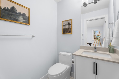 36-9688 182A Street, Surrey, BC - Indoor Photo Showing Bathroom