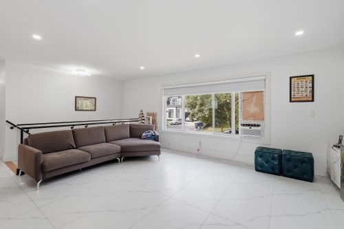 17886 59A Avenue, Surrey, BC - Indoor