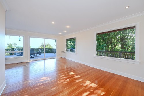 14249 Marine Drive, White Rock, BC - Indoor Photo Showing Other Room