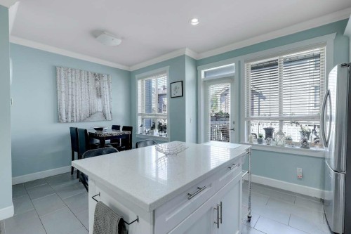 21-19560 68 Avenue, Surrey, BC - Indoor