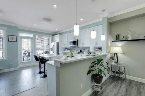 21-19560 68 Avenue, Surrey, BC - Indoor Photo Showing Kitchen With Upgraded Kitchen