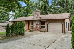 2470 Woodstock Drive Abbotsford, BC V3G 2B6