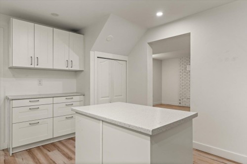 2470 Woodstock Drive, Abbotsford, BC - Indoor