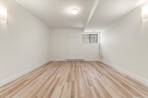 2470 Woodstock Drive, Abbotsford, BC - Indoor Photo Showing Other Room