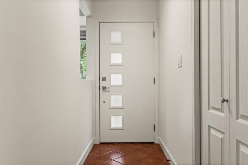 2470 Woodstock Drive, Abbotsford, BC - Indoor Photo Showing Other Room