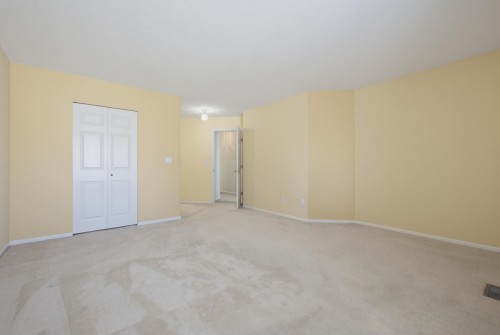 107-15988 83 Avenue, Surrey, BC - Indoor Photo Showing Other Room