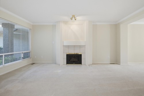 107-15988 83 Avenue, Surrey, BC - Indoor With Fireplace