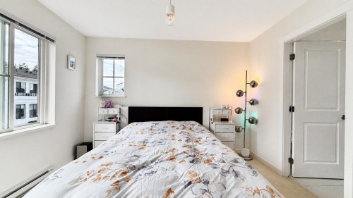32-10735 84 Avenue, Delta, BC - Indoor Photo Showing Bedroom