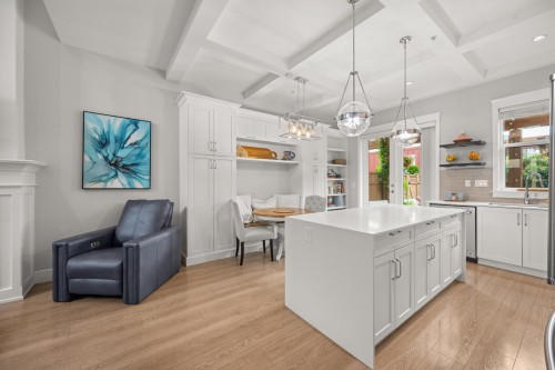 9-4750 228 Street, Langley, BC - Indoor Photo Showing Kitchen