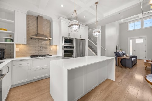 9-4750 228 Street, Langley, BC - Indoor Photo Showing Kitchen With Upgraded Kitchen