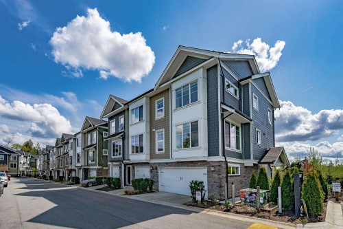 28-21150 76a Avenue  Langley, BC V2Y 0V9