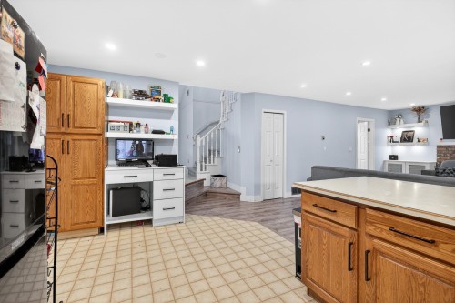 14610 87 Avenue, Surrey, BC - Indoor