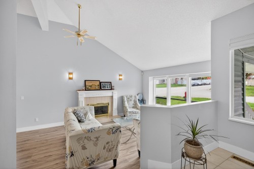 14610 87 Avenue, Surrey, BC - Indoor With Fireplace