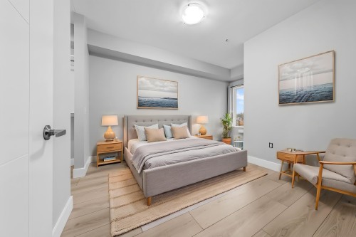 208-20175 53 Avenue, Langley, BC - Indoor Photo Showing Bedroom