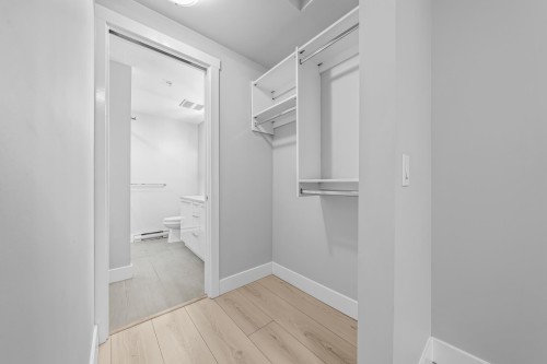 208-20175 53 Avenue, Langley, BC - Indoor