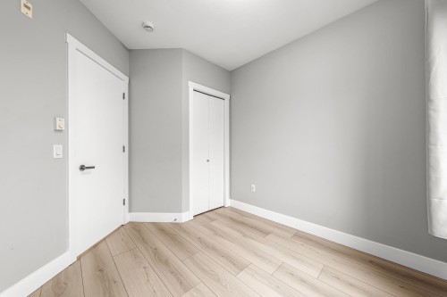 208-20175 53 Avenue, Langley, BC - Indoor Photo Showing Other Room
