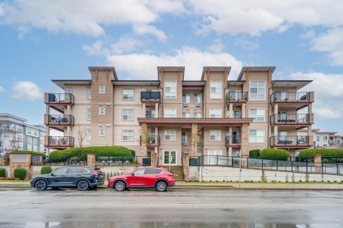 208-20175 53 Avenue, Langley, BC - Outdoor With Facade