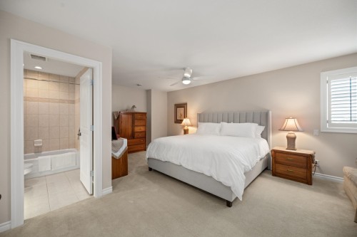 68-15715 34 Avenue, Surrey, BC - Indoor Photo Showing Bedroom